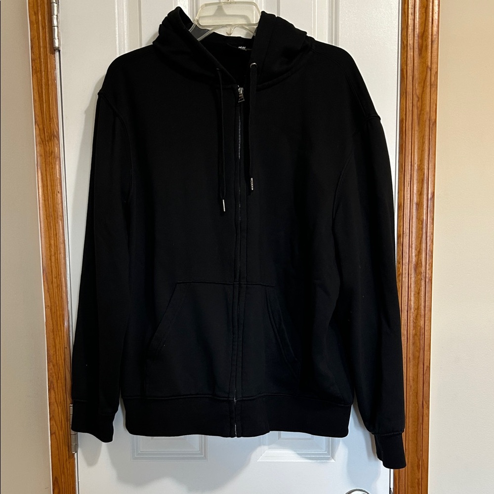 H&M Classic Black Regular Fit Shirt